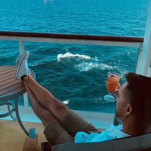 Meet your Posher, Chad